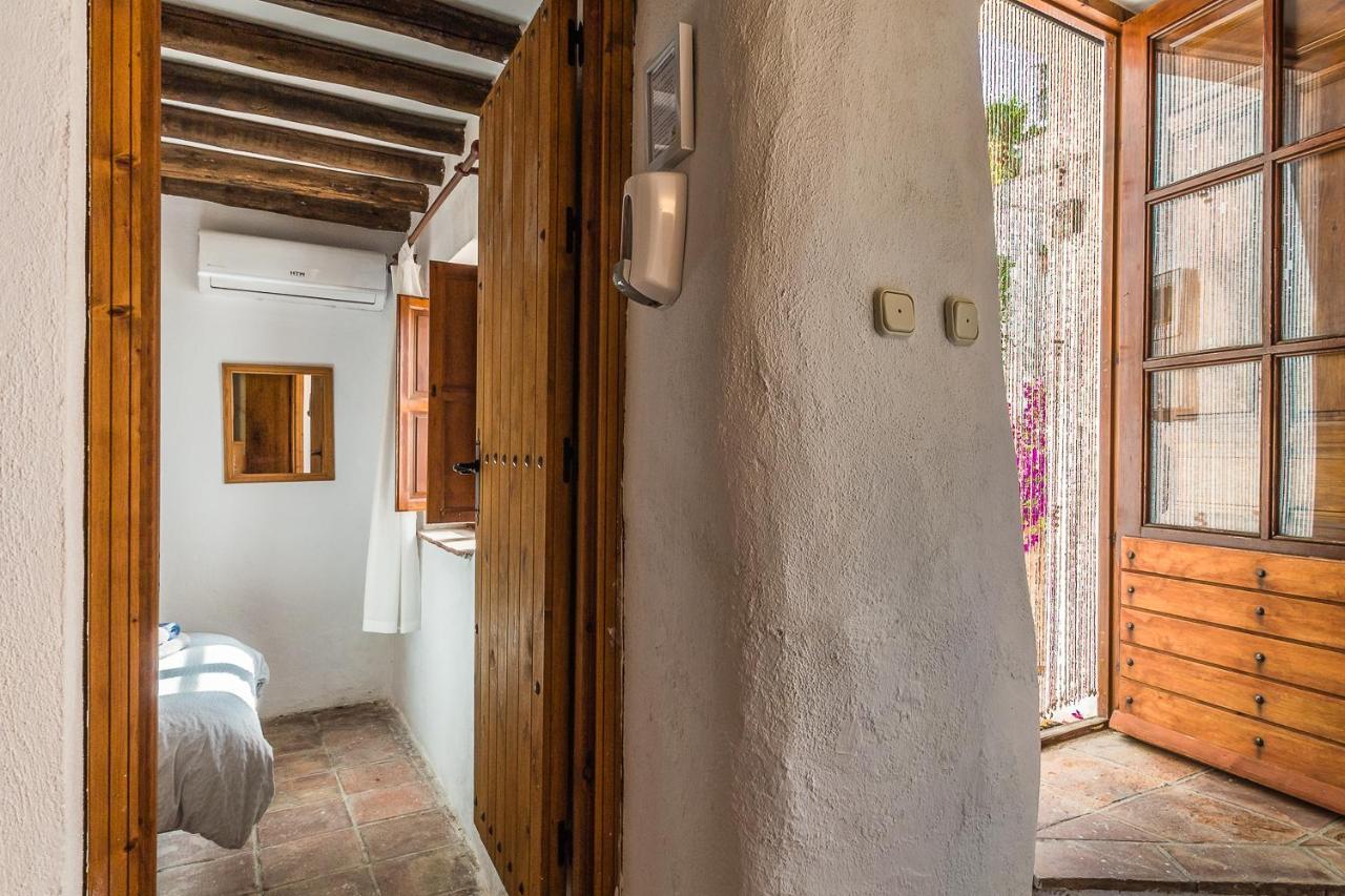 Casa Luna - 16Th Century Traditional Spanish Village House Pinos del Valle المظهر الخارجي الصورة